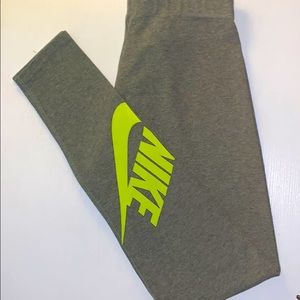 Nike leggings